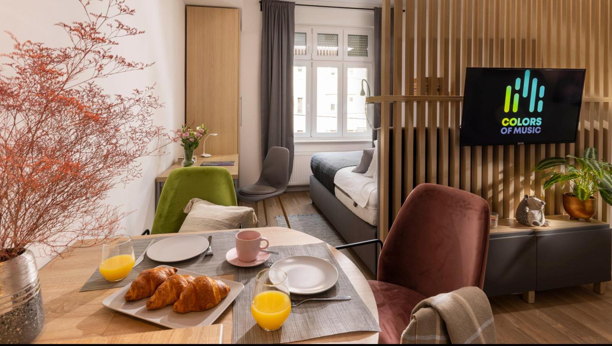 Colors Of Music, Zagreb Centre Apartment ภายนอก รูปภาพ